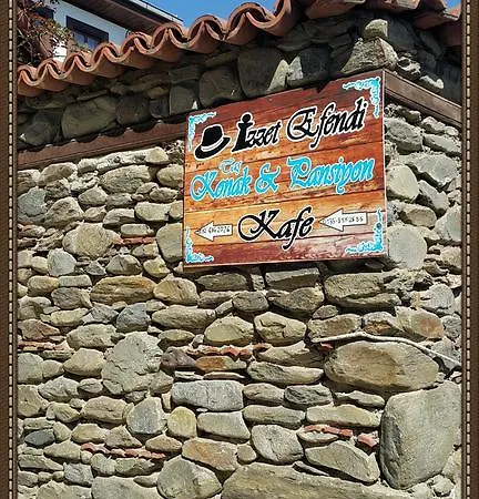 Izzet Efendi Konak & * Birgi