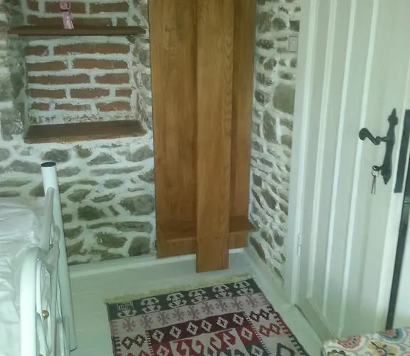 Izzet Efendi Konak & Aparthotel Birgi