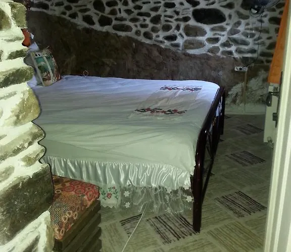 Izzet Efendi Konak & Aparthotel Birgi