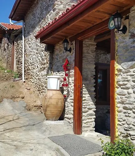 Izzet Efendi Konak &