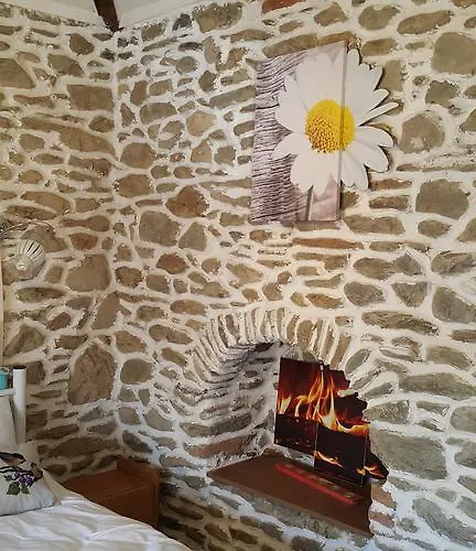 Izzet Efendi Konak &